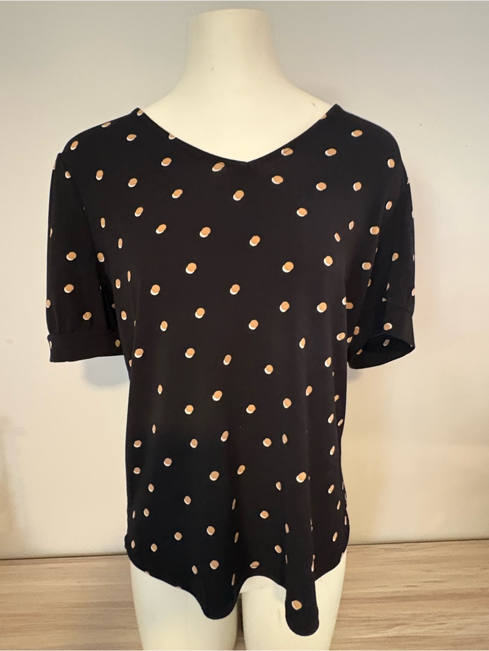 Adrianna Papell Black V-Neck Polka Dot Blouse